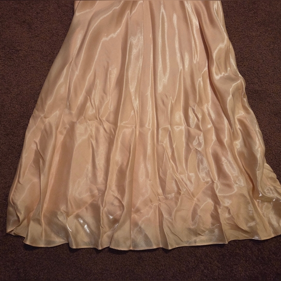 POLKA Soft Pal Peach Bridesmaid Dress With Scarf - Picture 10 of 16